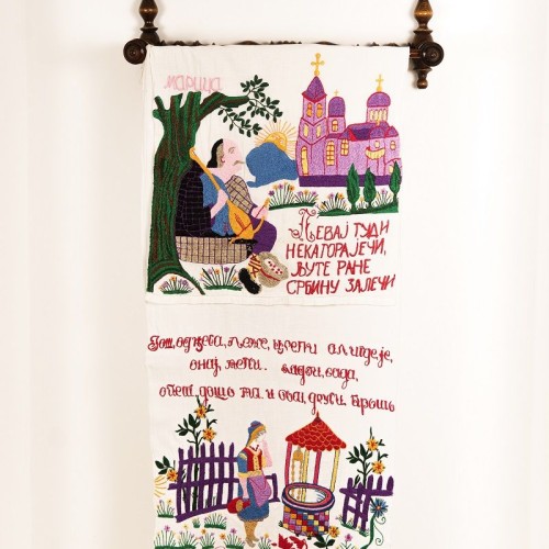 Templomos hímzett falvédő